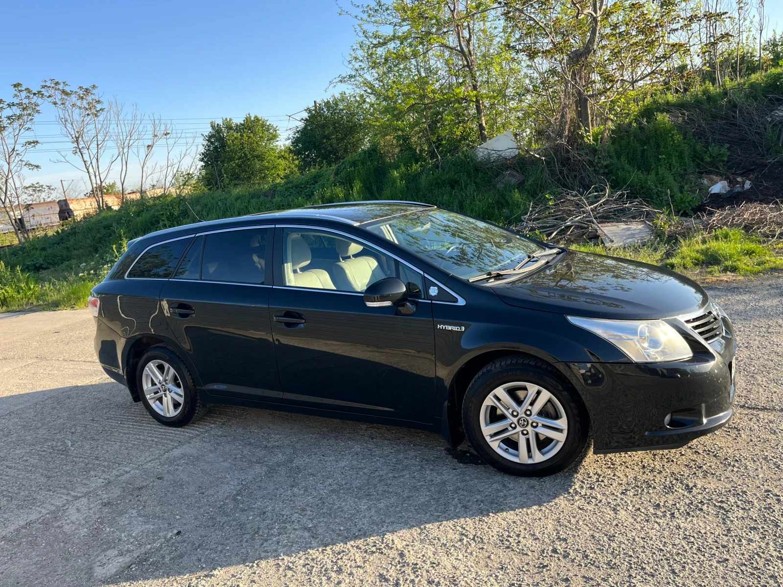 Toyota Avensis  - изображение 2