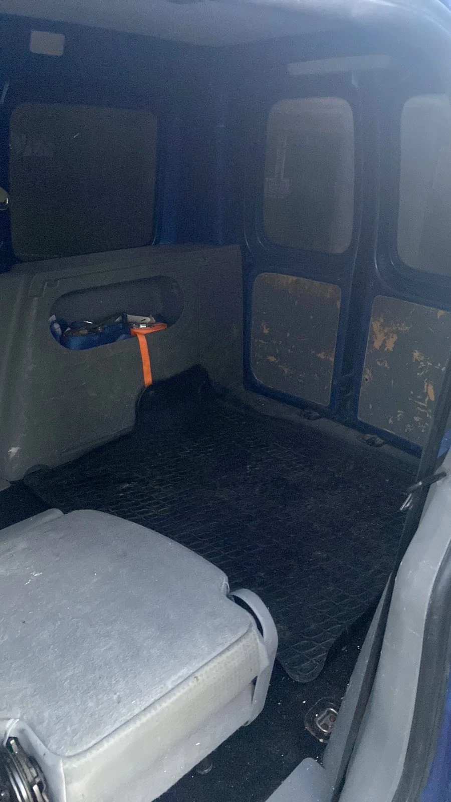 VW Caddy 1.6 ���-������ 5 -������ | Mobile.bg � ����������� 15