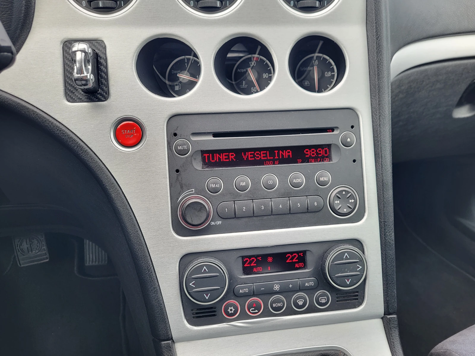 Alfa Romeo 159 sportwagon 1.9JTD - изображение 9