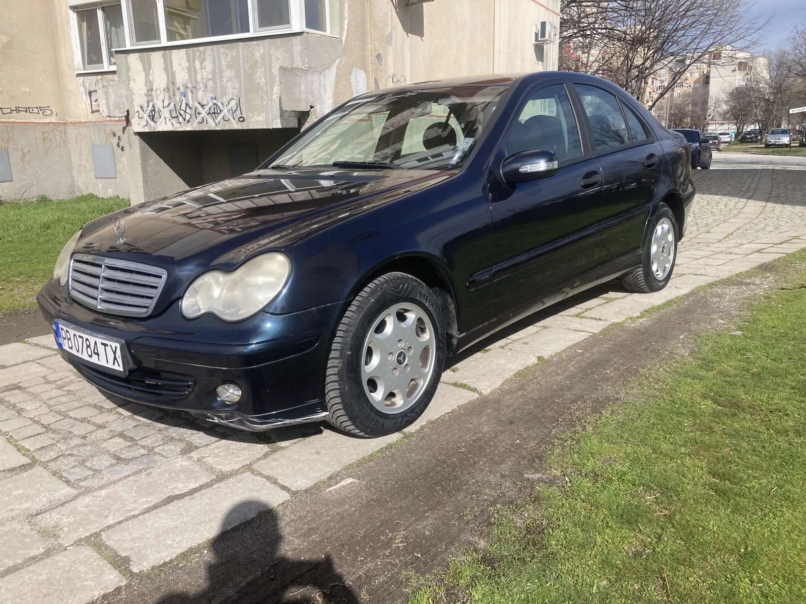 Mercedes-Benz C 180 Komoressor Фейслифт Седан, снимка 2 - Автомобили и джипове - 53716767