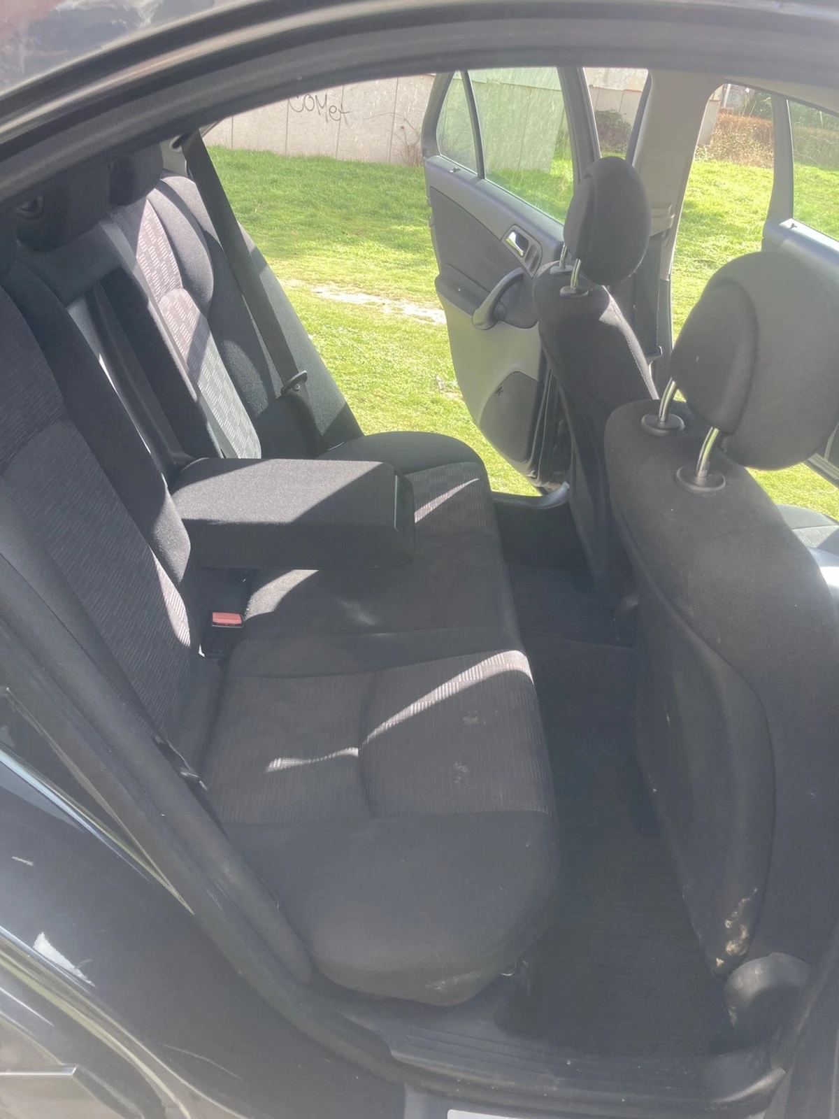 Mercedes-Benz C 180 Komoressor Фейслифт Седан, снимка 9 - Автомобили и джипове - 53716767