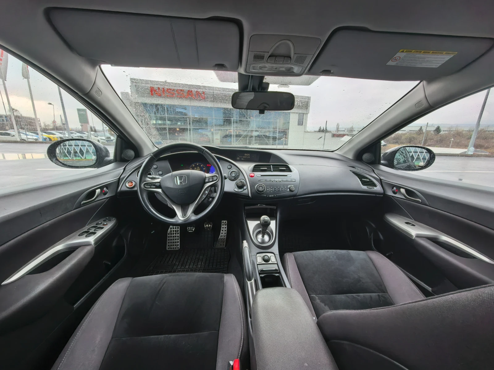 Honda Civic 1.4 i-vtec facelift 138000 км!!!!!!, снимка 14 - Автомобили и джипове - 53965848