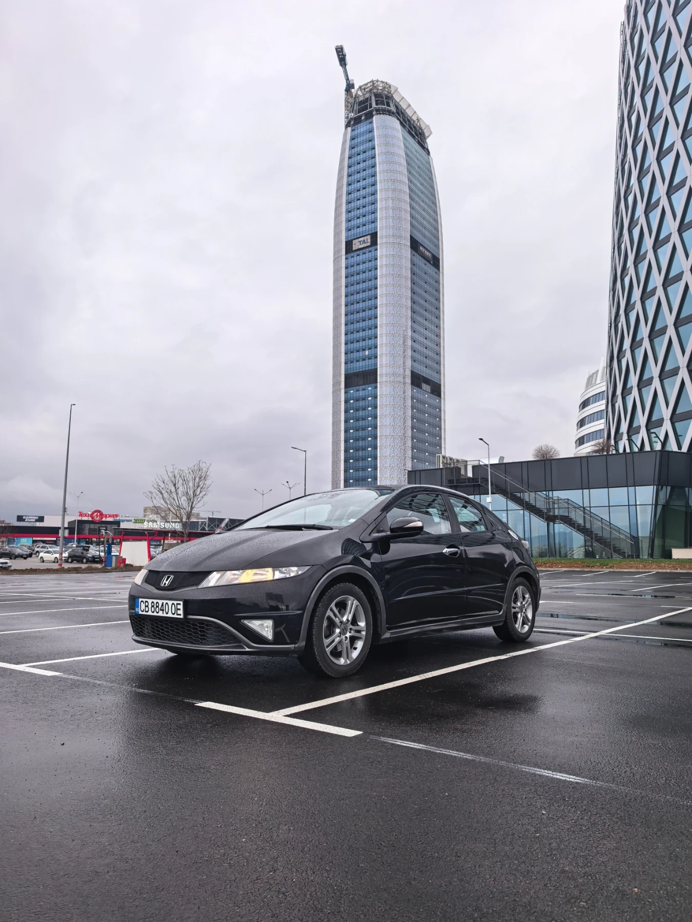 Honda Civic 1.4 i-vtec facelift 138000 км!!!!!!, снимка 4 - Автомобили и джипове - 53965848