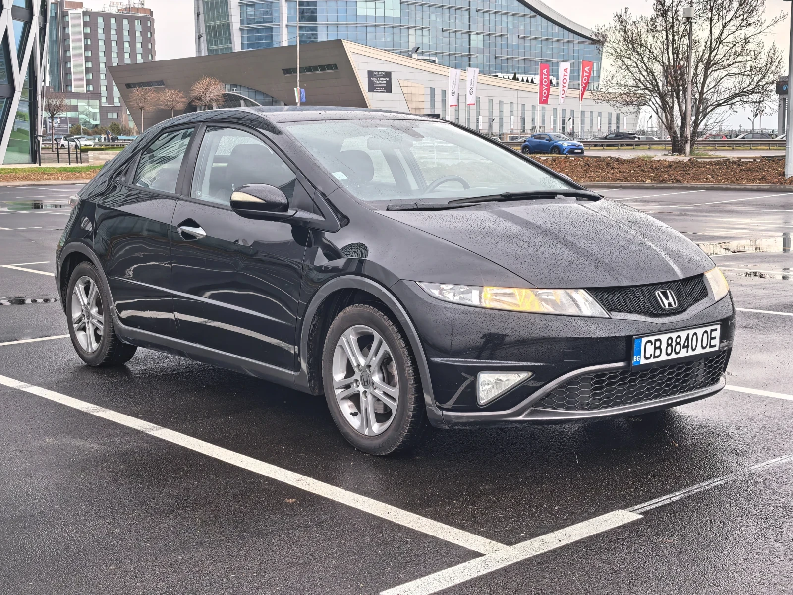 Honda Civic 1.4 i-vtec facelift 138000 км!!!!!!, снимка 2 - Автомобили и джипове - 53965848