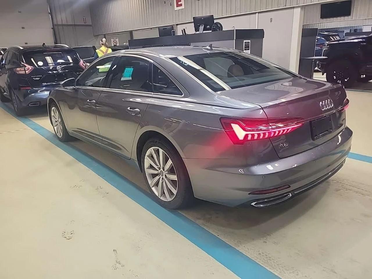 Audi A6 ПОДГРЕВИ| ПАНОРАМА| 2 КЛЮЧА| CARFAX| , снимка 4 - Автомобили и джипове - 53999916