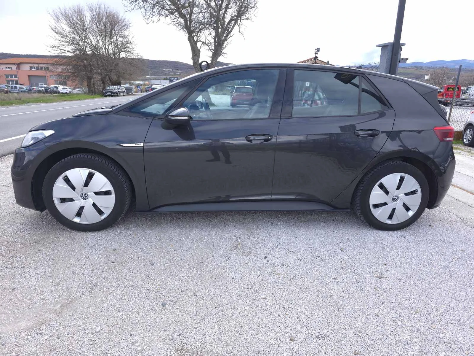 VW ID.3 Pro Performance 62 kWh, снимка 9 - Автомобили и джипове - 54007239