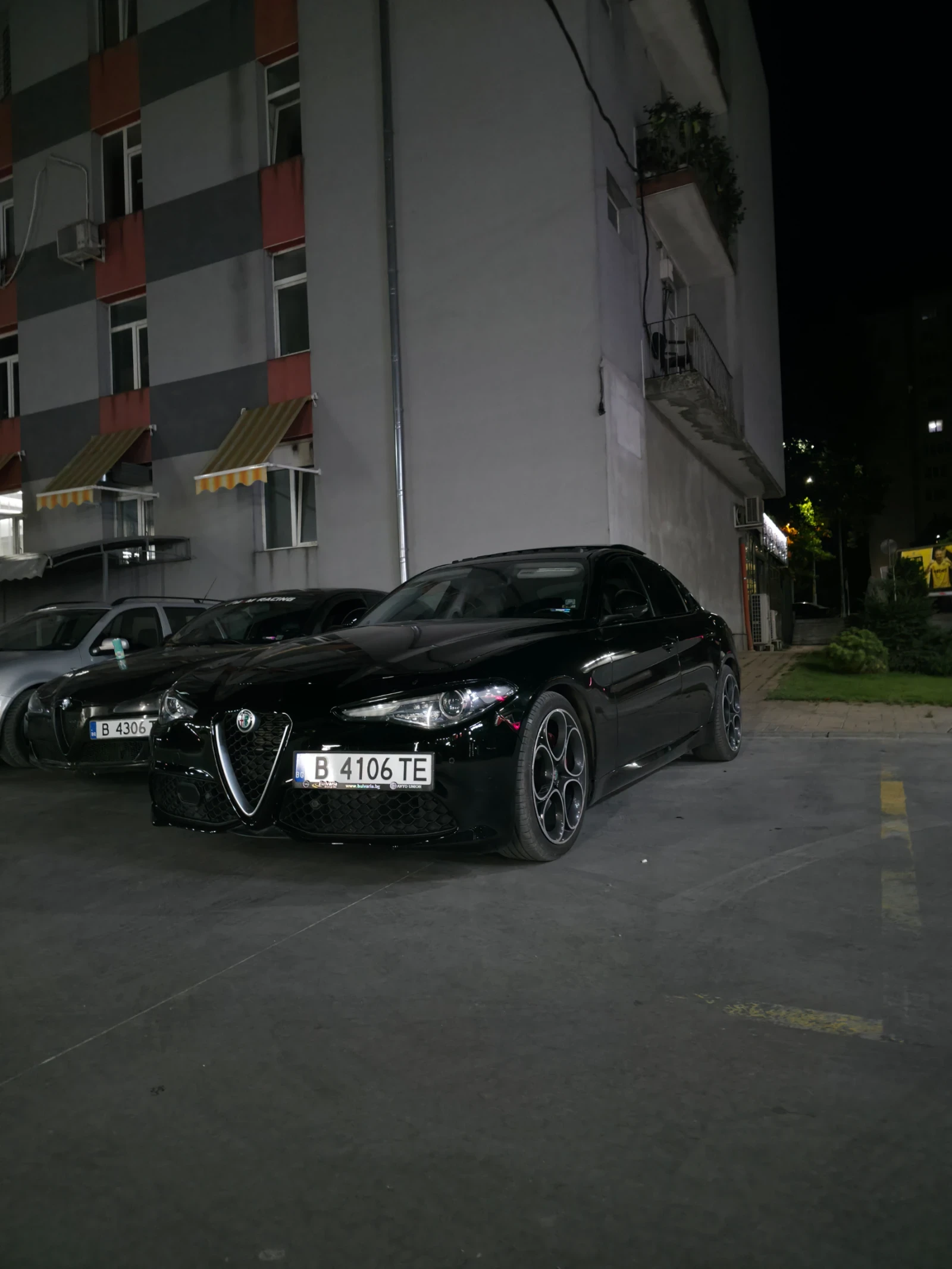 Alfa Romeo Giulia RWD, снимка 5 - Автомобили и джипове - 54016192