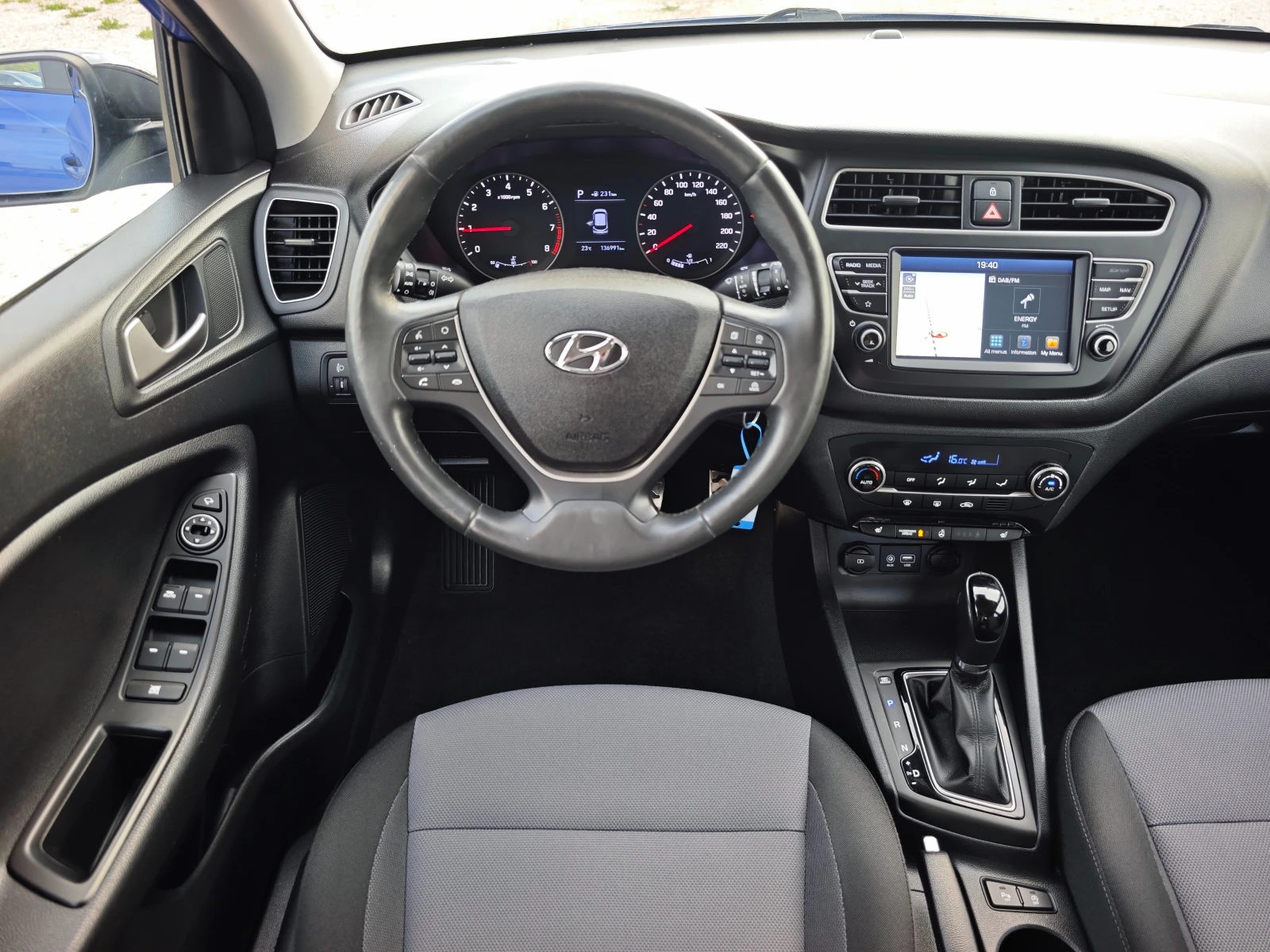 Hyundai I20 ACTIVE - АВТОМАТ, снимка 15 - Автомобили и джипове - 54422908