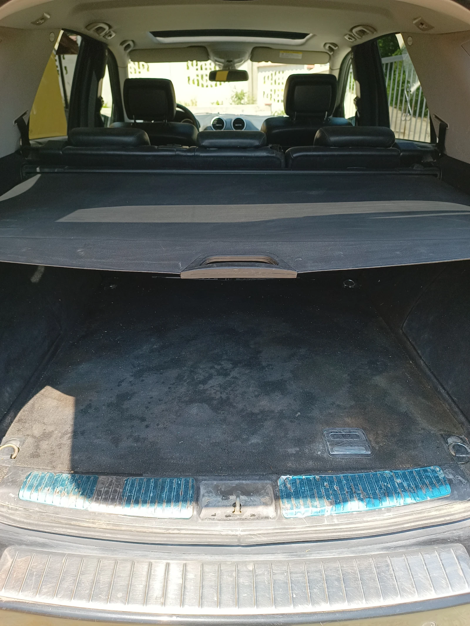 Mercedes-Benz 320 Мл320, снимка 8 - Автомобили и джипове - 54509852