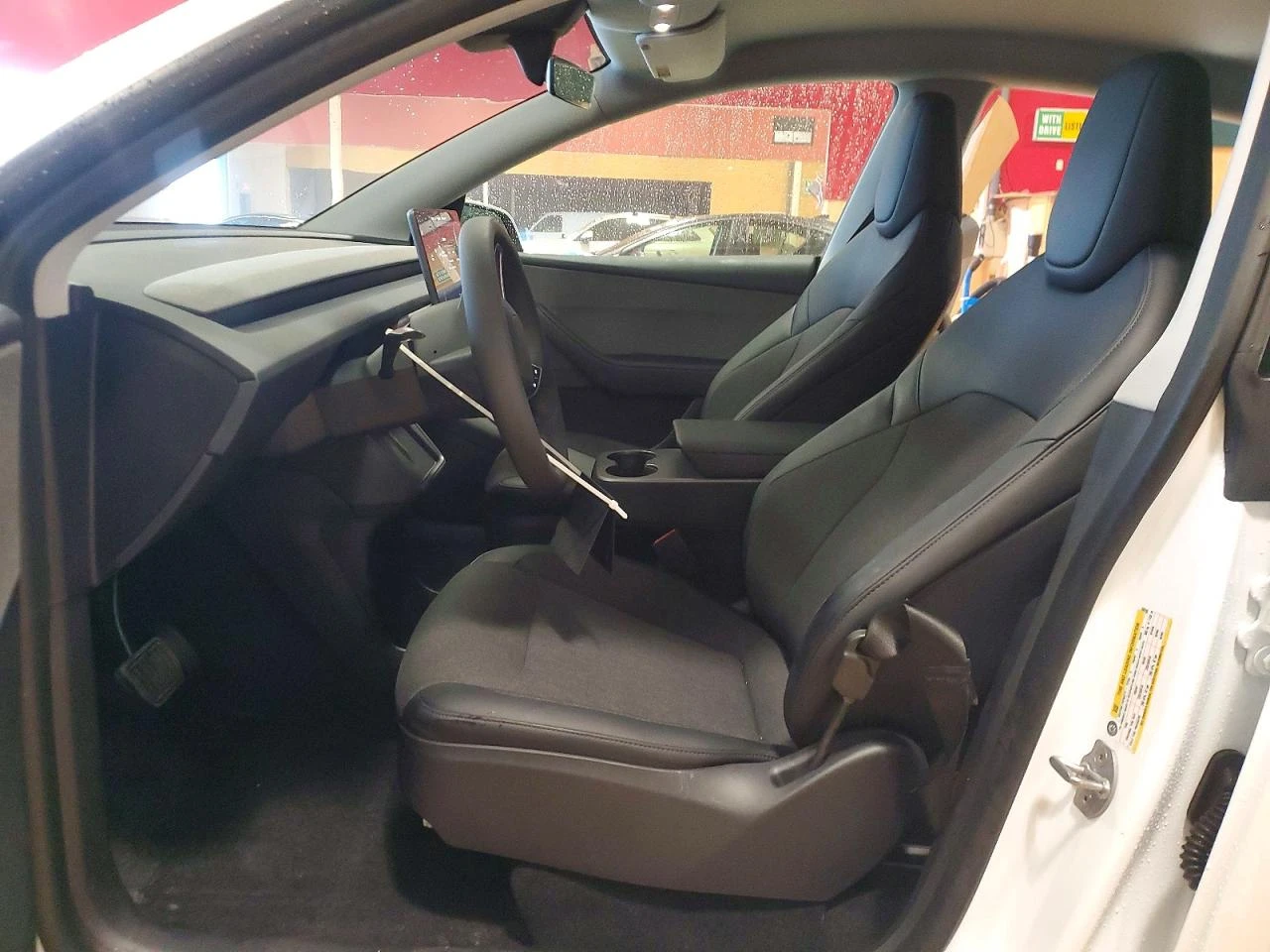 Tesla Model Y * RWD*  | Mobile.bg � ����������� 10