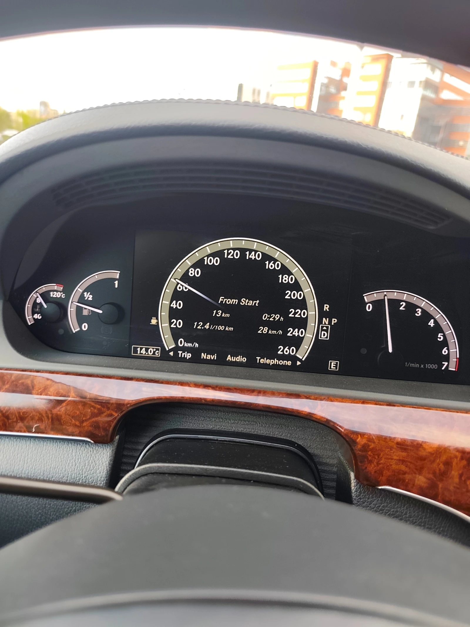 Mercedes-Benz S 550 Facelift+ AMG, Keyless, Airmatic, Обслужена!!!, снимка 10 - Автомобили и джипове - 54886264