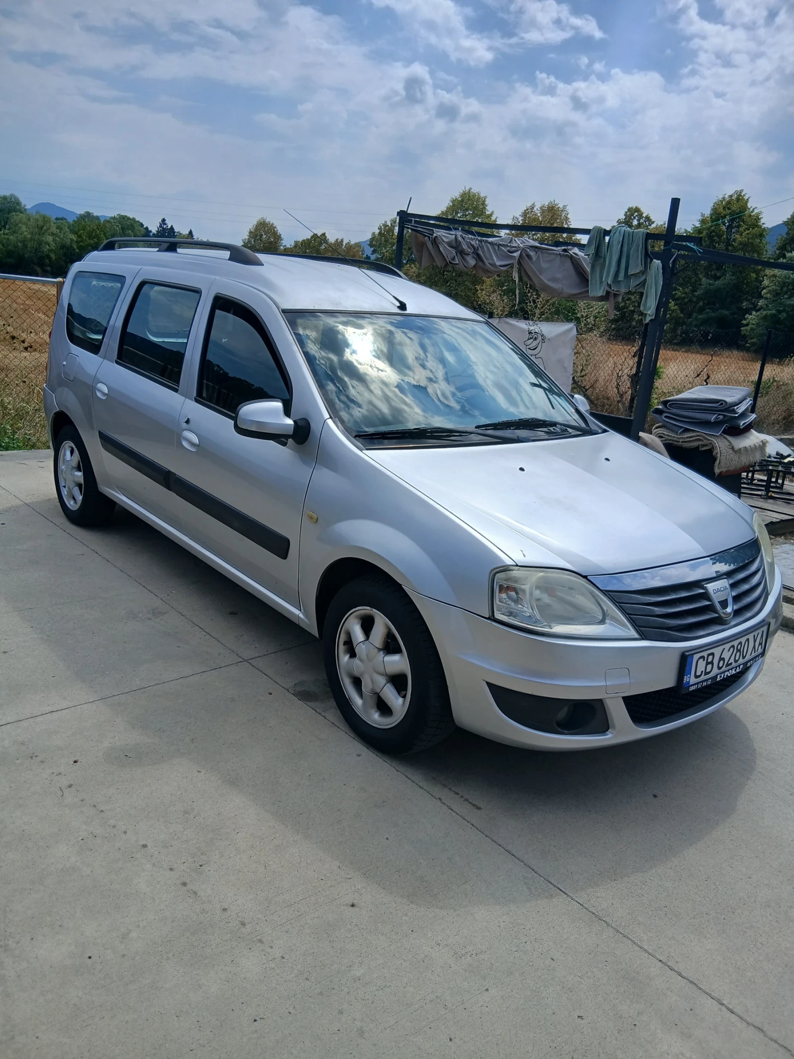 Dacia Logan Нова газова уредба, снимка 3 - Автомобили и джипове - 55651928