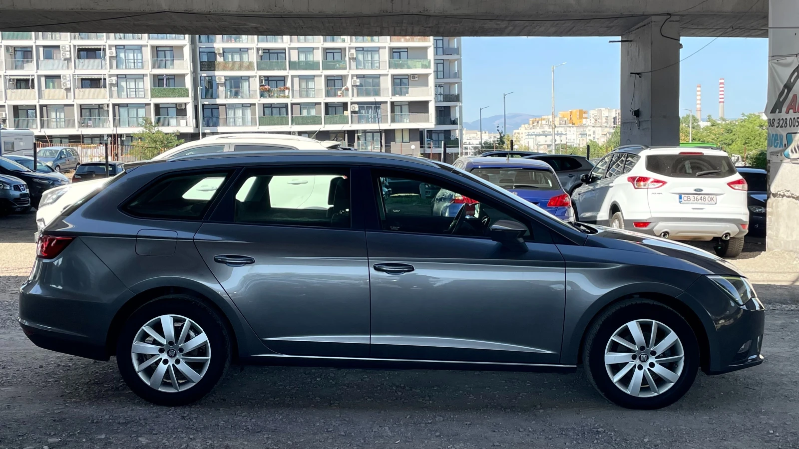 Seat Leon СЕРВ. ДОК., снимка 4 - Автомобили и джипове - 55704036