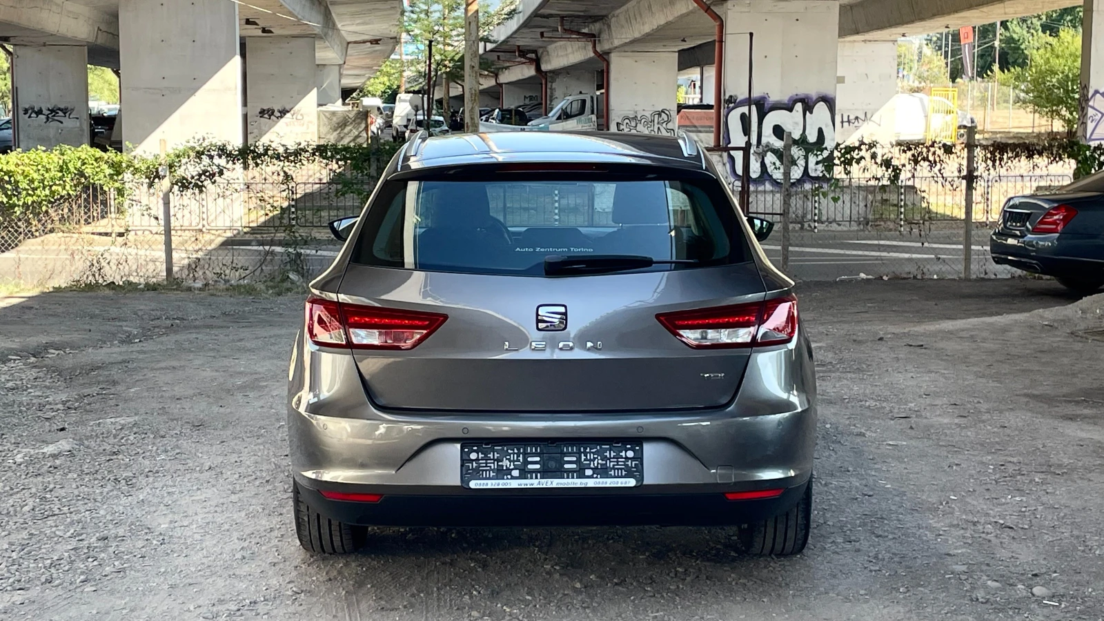 Seat Leon СЕРВ. ДОК., снимка 6 - Автомобили и джипове - 55704036
