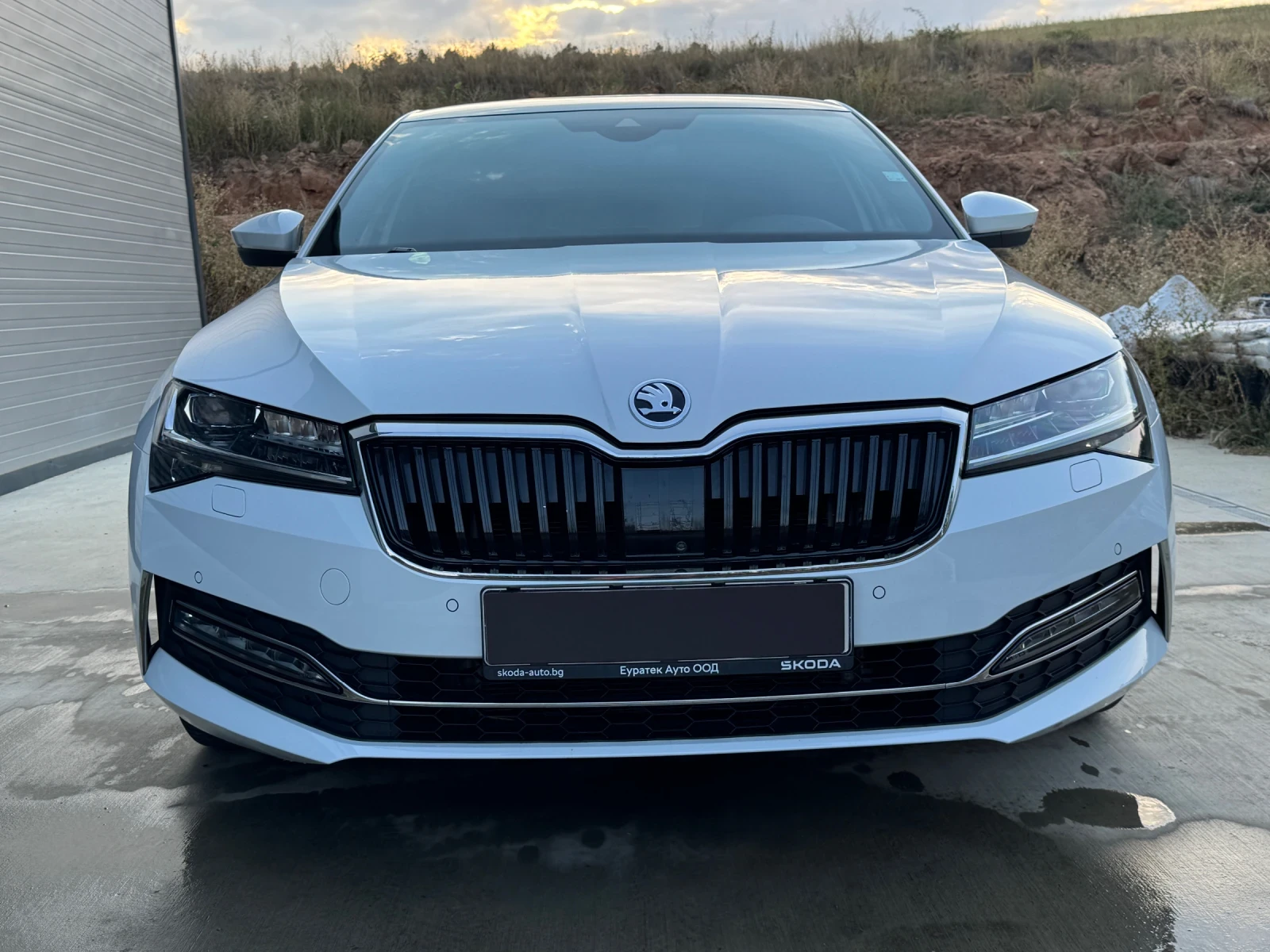 Skoda Superb, снимка 3 - Автомобили и джипове - 56168070