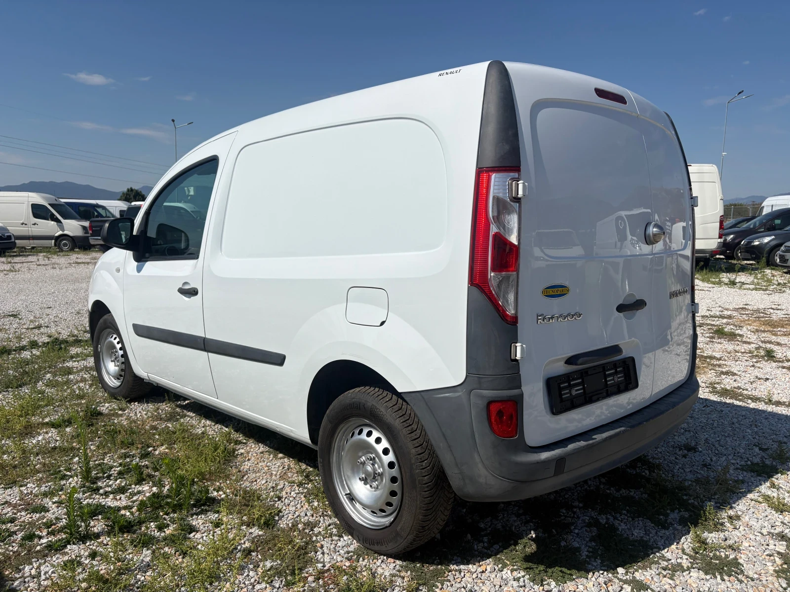Renault Kangoo 1.5 DCI, снимка 6 - Автомобили и джипове - 56172959