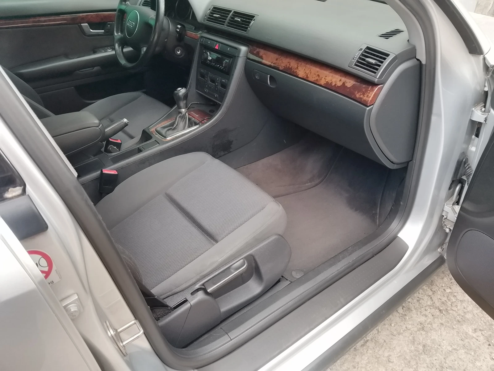 Audi A4, снимка 8 - Автомобили и джипове - 56201941