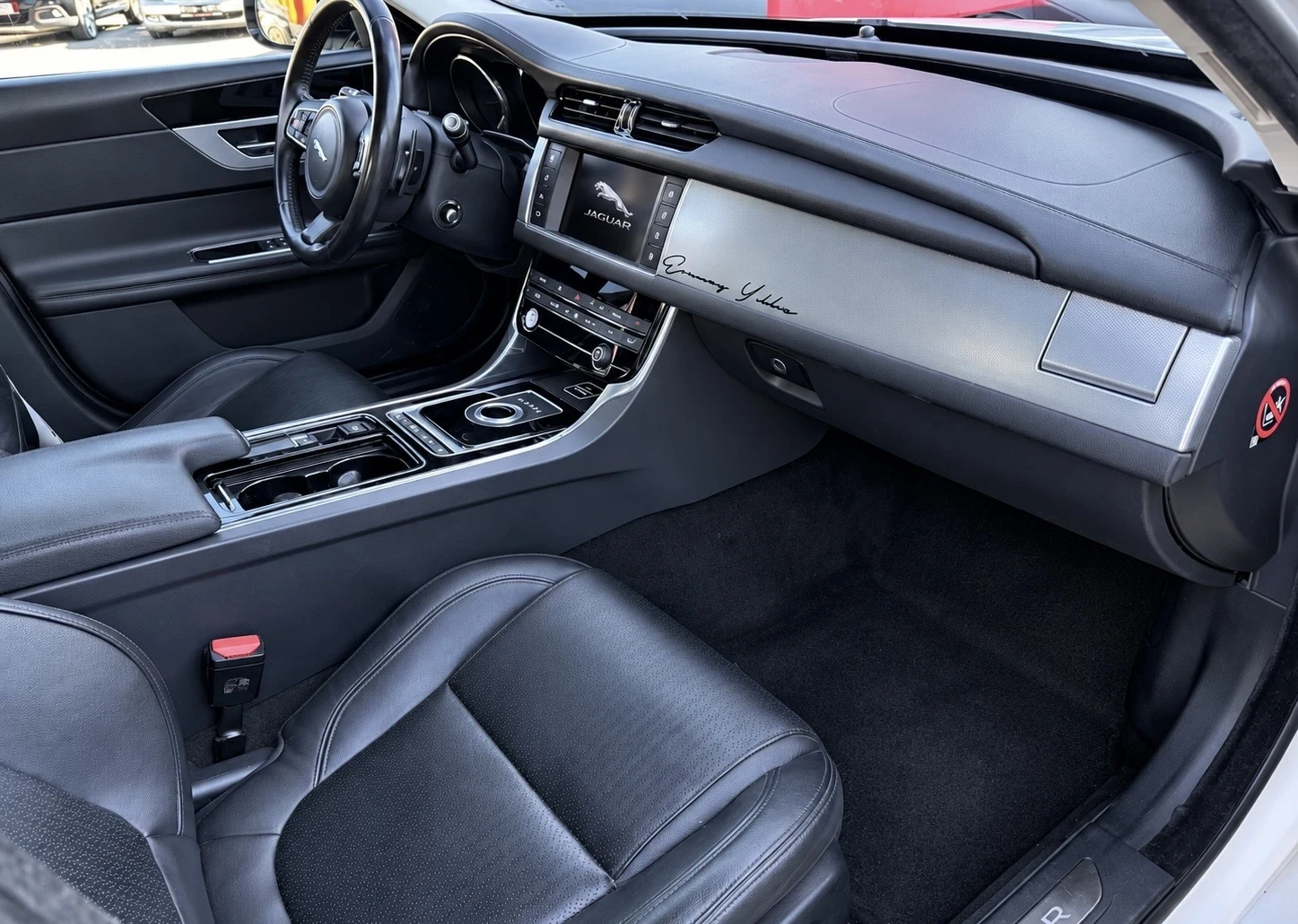 Jaguar Xf 3.0 Supercharged| Prestige/ ЛИЗИНГ, снимка 9 - Автомобили и джипове - 56220999