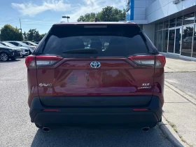 Toyota Rav4 Hybrid XLE AWD | CARFAX | АВТОФИНАНСИРАНЕ, снимка 5