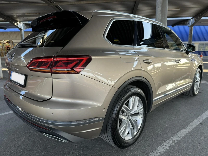 VW Touareg 3.0TDI ЛИЗИНГ, снимка 4 - Автомобили и джипове - 46919456