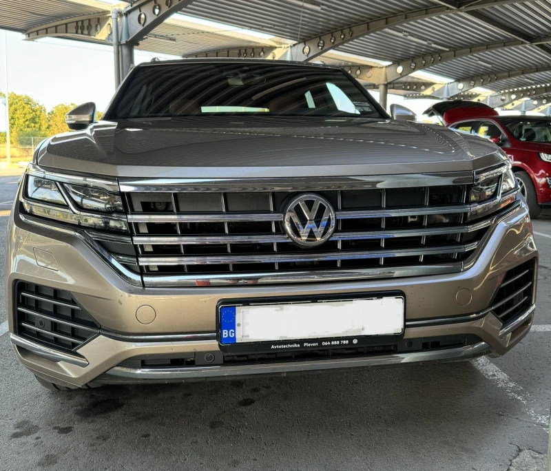 VW Touareg 3.0TDI ЛИЗИНГ, снимка 2 - Автомобили и джипове - 46919456