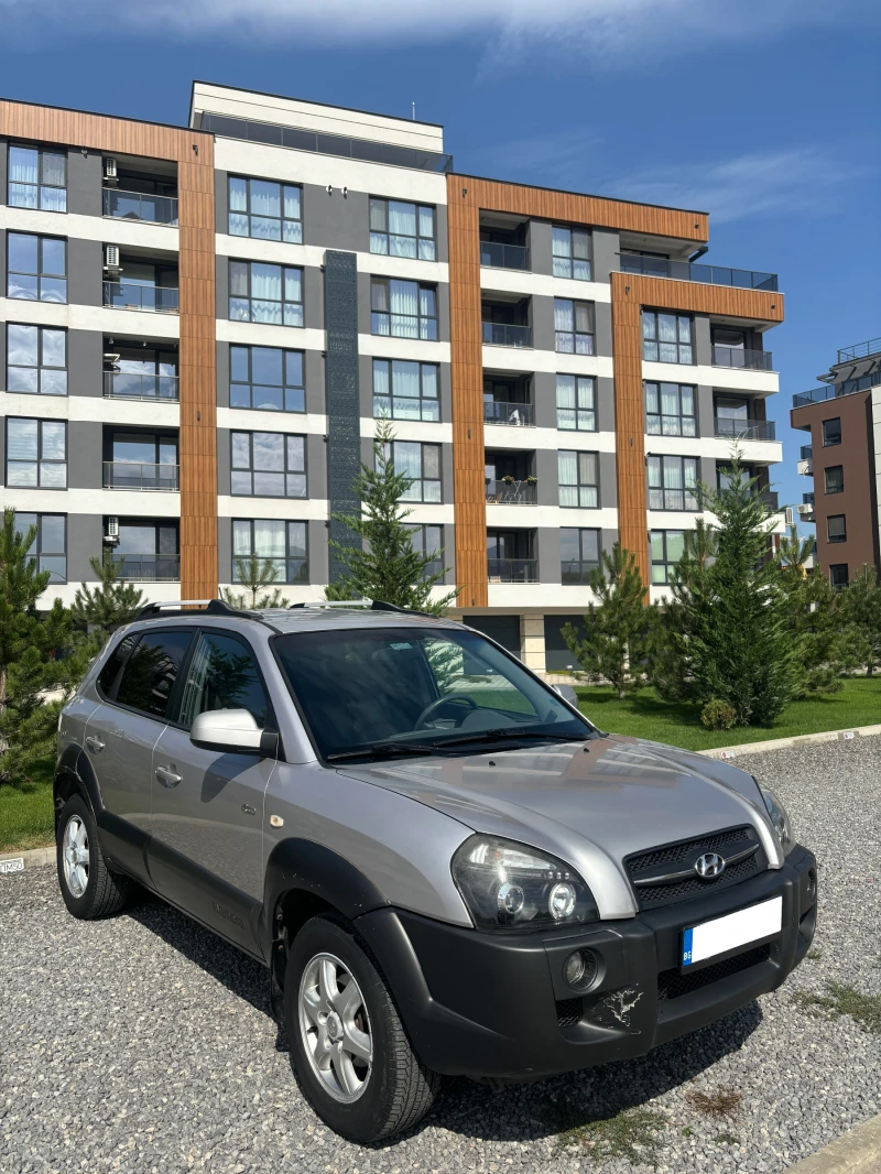 Hyundai Tucson, снимка 1 - Автомобили и джипове - 47428342