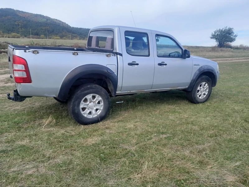 Ford Ranger 2.5 TDCI, снимка 4 - Автомобили и джипове - 47543739