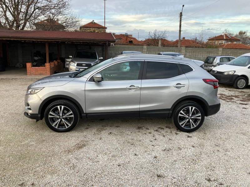 Nissan Qashqai 1.5 DCI, снимка 4 - Автомобили и джипове - 52565843
