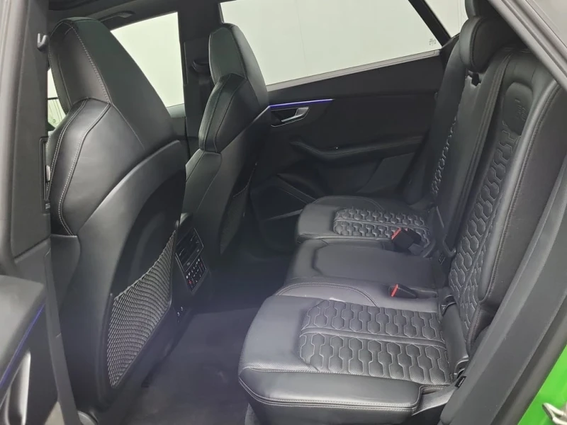 Audi RSQ8 * quattro * CARFAX * БЕЗ ПЪРВОНАЧАЛНА ВНОСКА, снимка 13 - Автомобили и джипове - 52802072