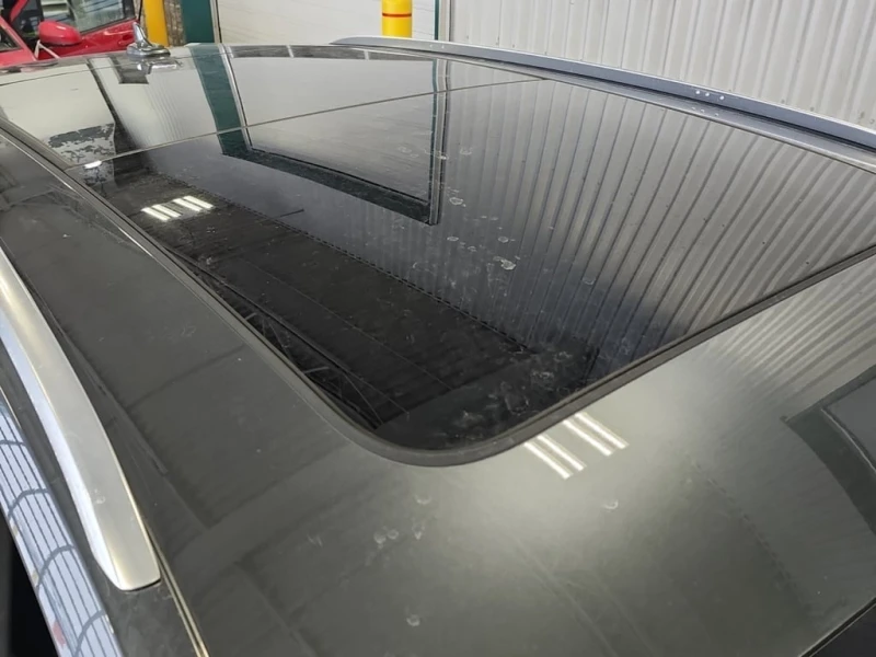 Audi Q5 TECHNIK / DISTRONIC / ОБДУХВНЕ / PANO / CARFAX, снимка 5 - Автомобили и джипове - 53246051