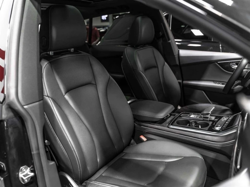 Audi Q8 * quattro Progressiv * CARFAX * ЦЕНА ДО БГ, снимка 11 - Автомобили и джипове - 53384002