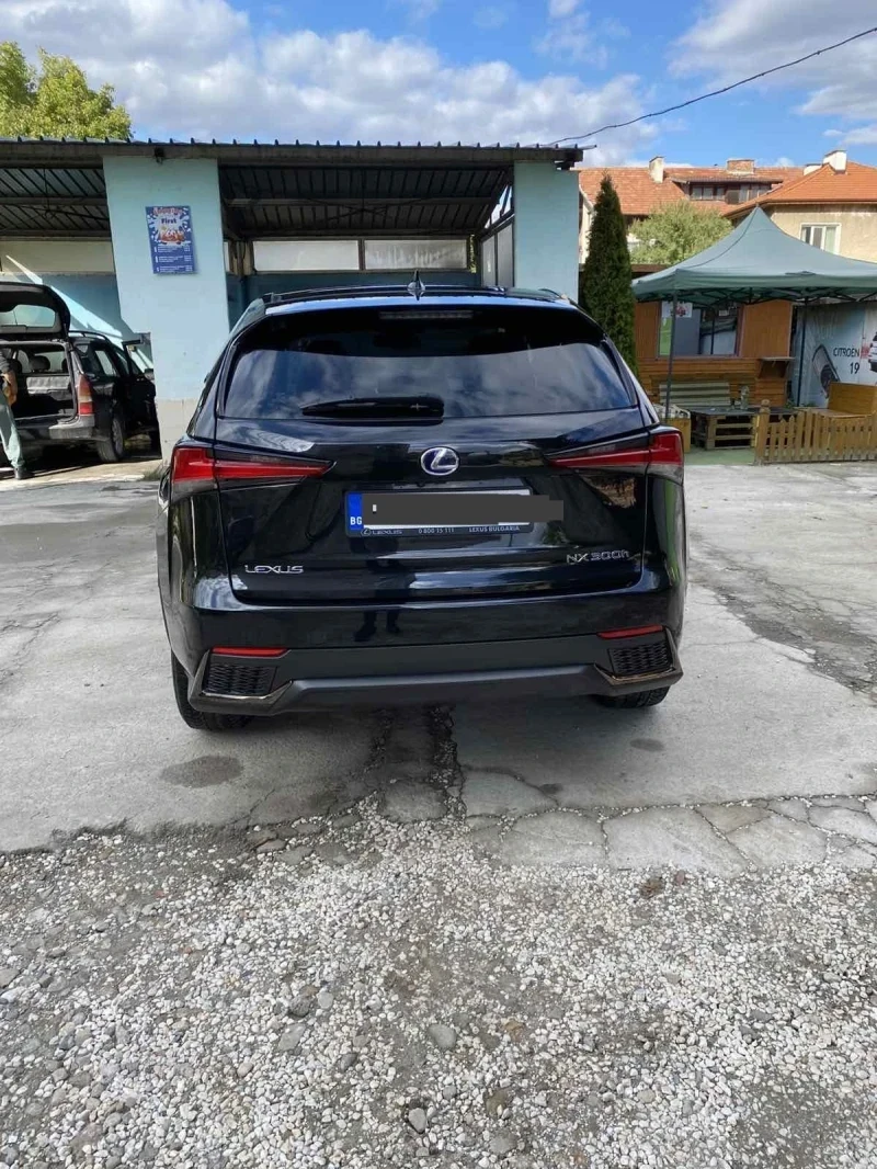 Lexus NX 300h F SPORT, снимка 7 - Автомобили и джипове - 53901779