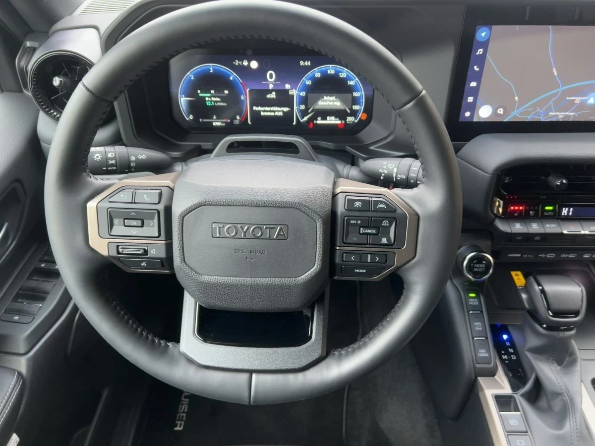 Toyota Land cruiser Executive 2.8/ ОЧАКВАН ВНОС/ ГАРАНЦИОННА/ - изображение 9