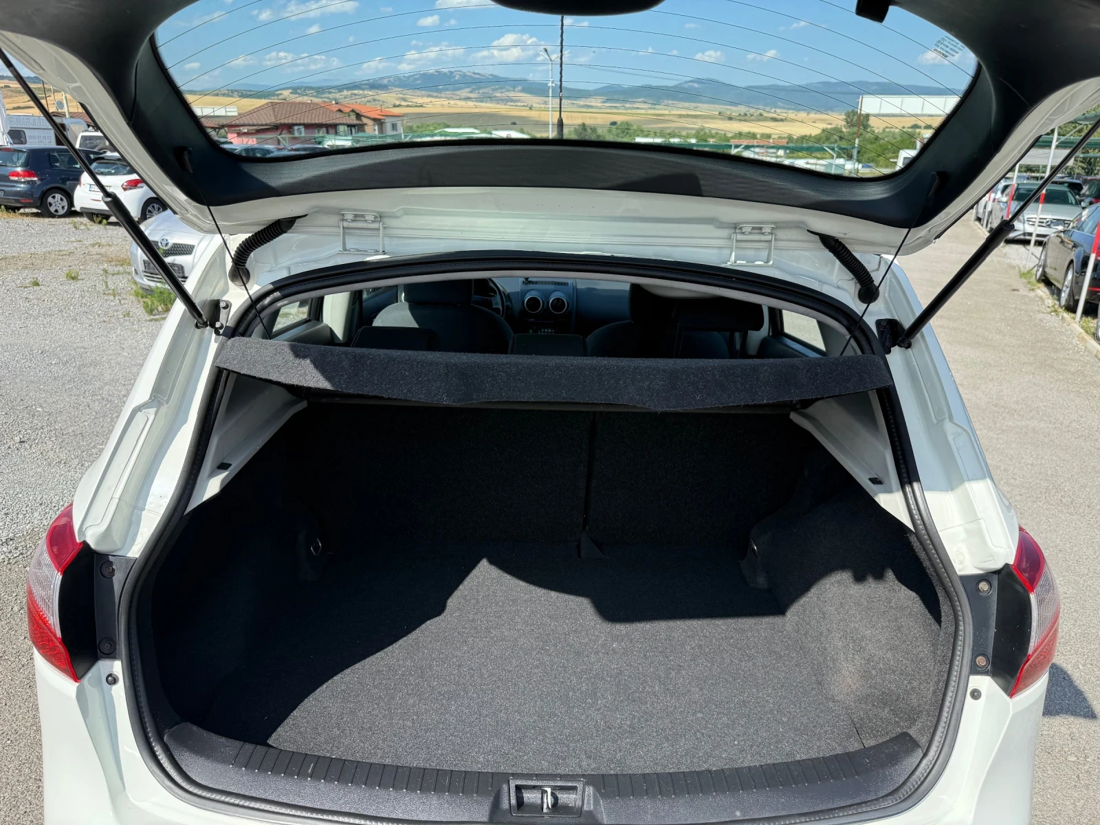 Nissan Qashqai 1.5 DCI - изображение 7