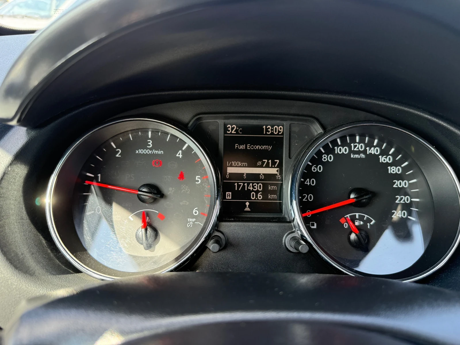 Nissan Qashqai 1.5 DCI - изображение 10