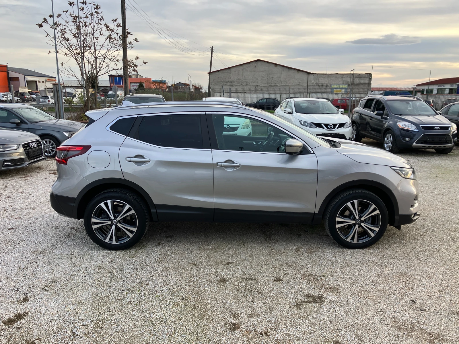 Nissan Qashqai 1.5 DCI - изображение 9