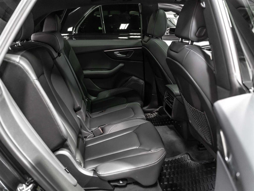 Audi Q8 * quattro Progressiv * CARFAX * ���� �� �� | Mobile.bg � ����������� 12