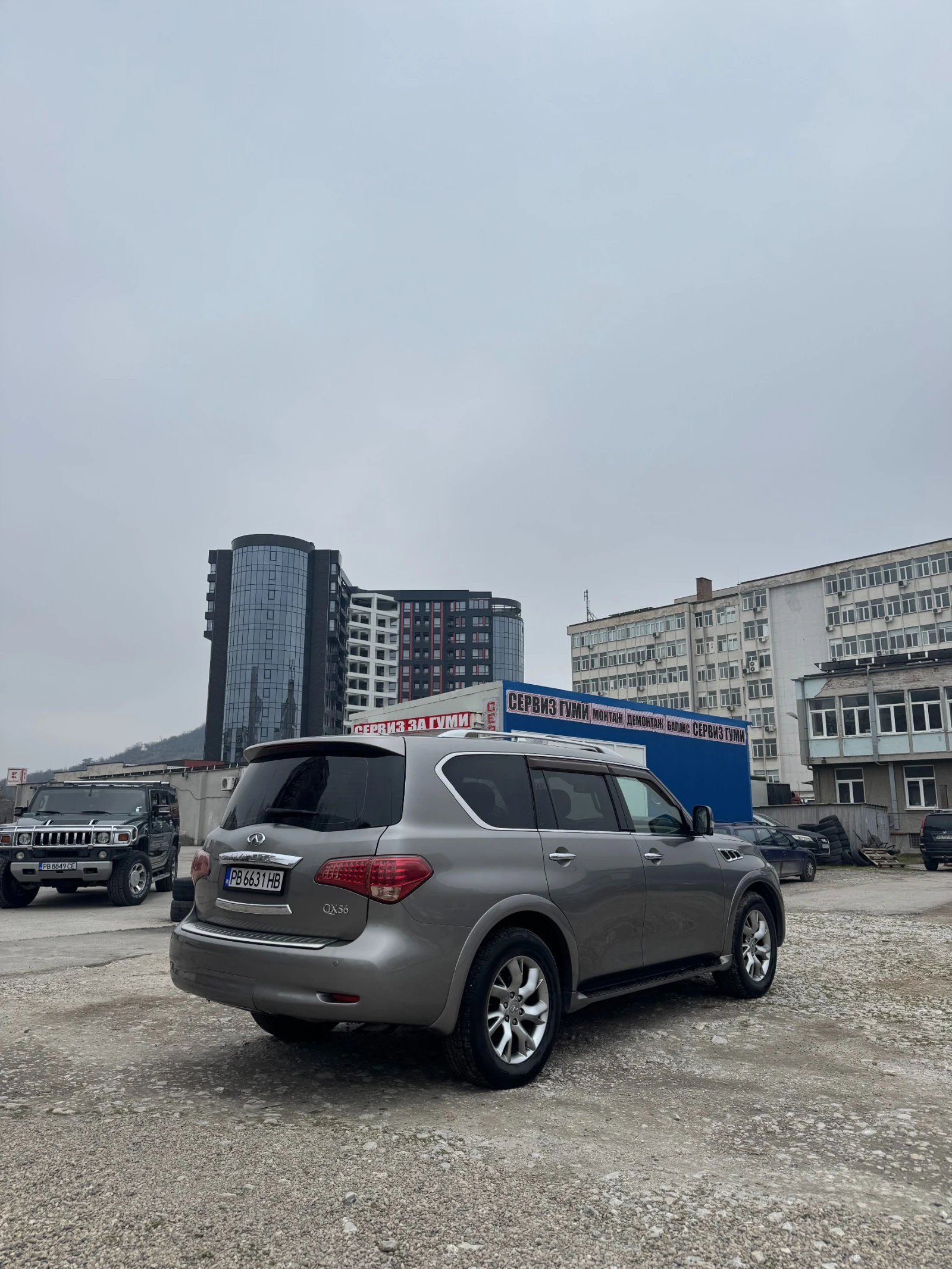 Infiniti QX56  - изображение 5