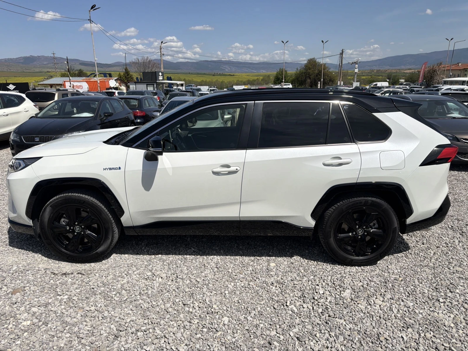 Toyota Rav4 2.5 Hybrid STYLE Bi-Tone , снимка 2 - Автомобили и джипове - 53916005