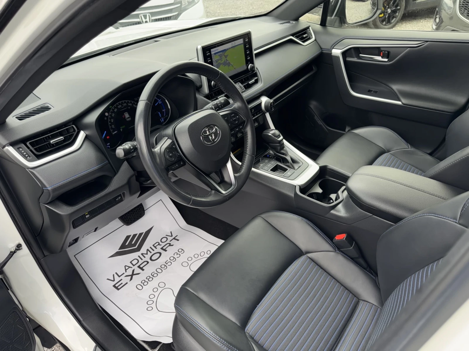 Toyota Rav4 2.5 Hybrid STYLE Bi-Tone , снимка 6 - Автомобили и джипове - 53916005
