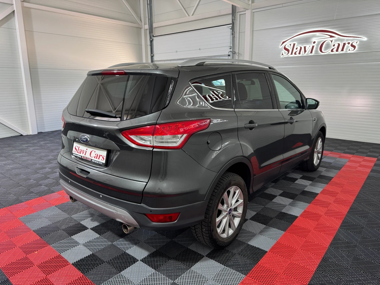 Ford Kuga 2.0 TDCI 4WD TITANIUM - AUTOMATIC - XENON - EURO 6, снимка 6 - Автомобили и джипове - 54451999