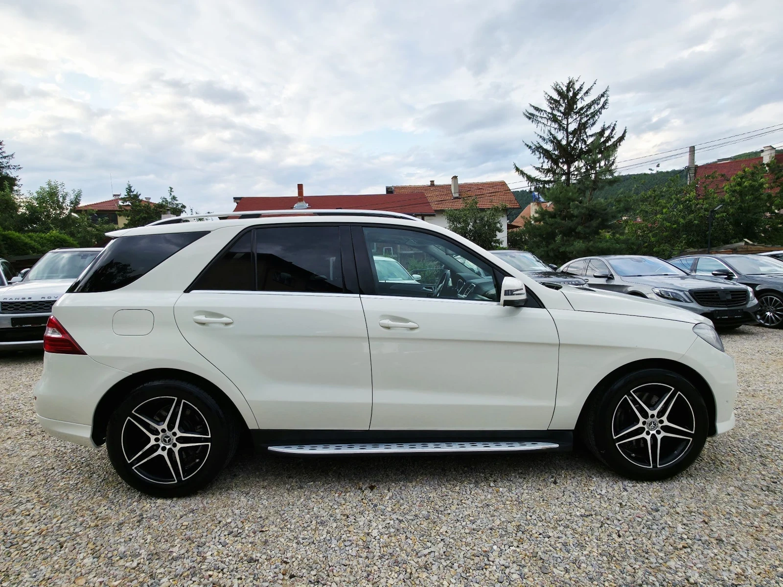Mercedes-Benz ML 350 AMG PREMIUM, снимка 8 - Автомобили и джипове - 55179007