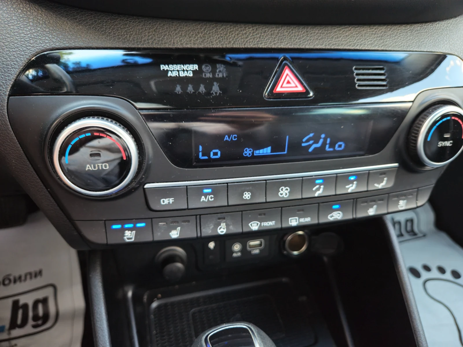 Hyundai Tucson ВСИЧКИ ЕКСТРИ ШВЕЙЦАРИЯ PREMIUM, снимка 13 - Автомобили и джипове - 55374358