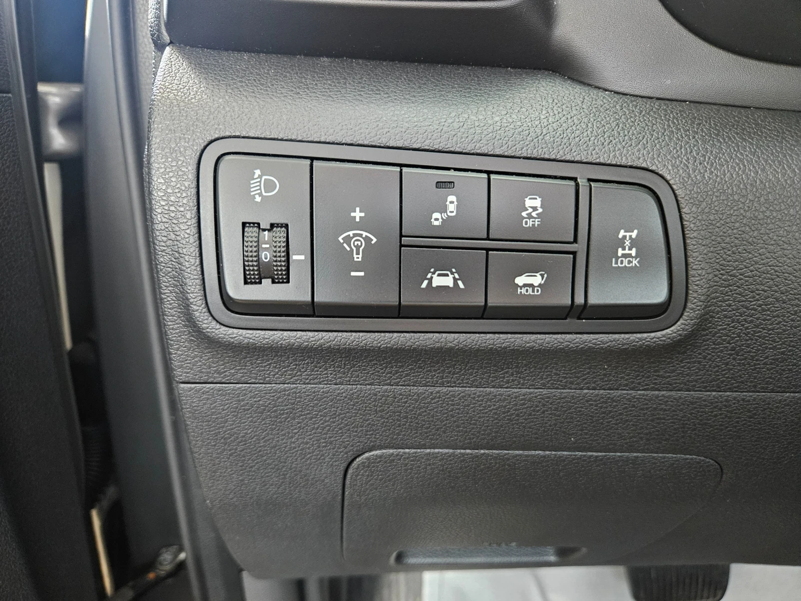 Hyundai Tucson ВСИЧКИ ЕКСТРИ ШВЕЙЦАРИЯ PREMIUM, снимка 14 - Автомобили и джипове - 55374358