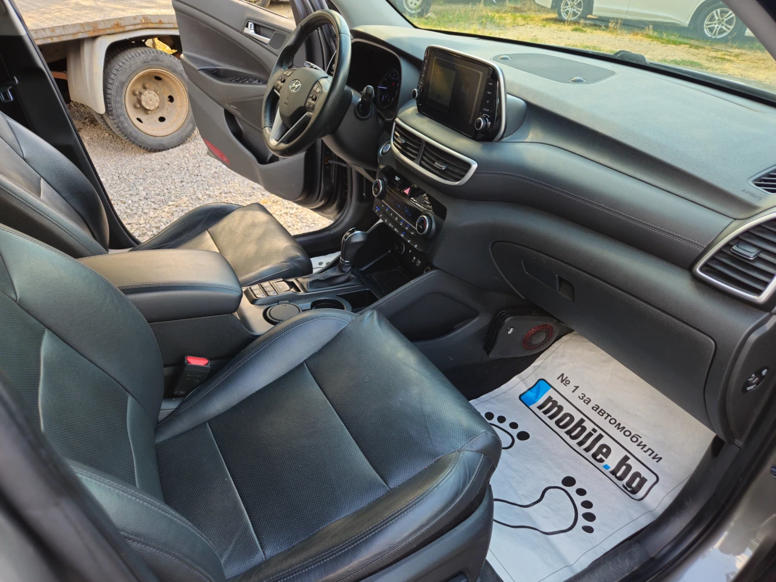 Hyundai Tucson ВСИЧКИ ЕКСТРИ ШВЕЙЦАРИЯ PREMIUM, снимка 16 - Автомобили и джипове - 55374358