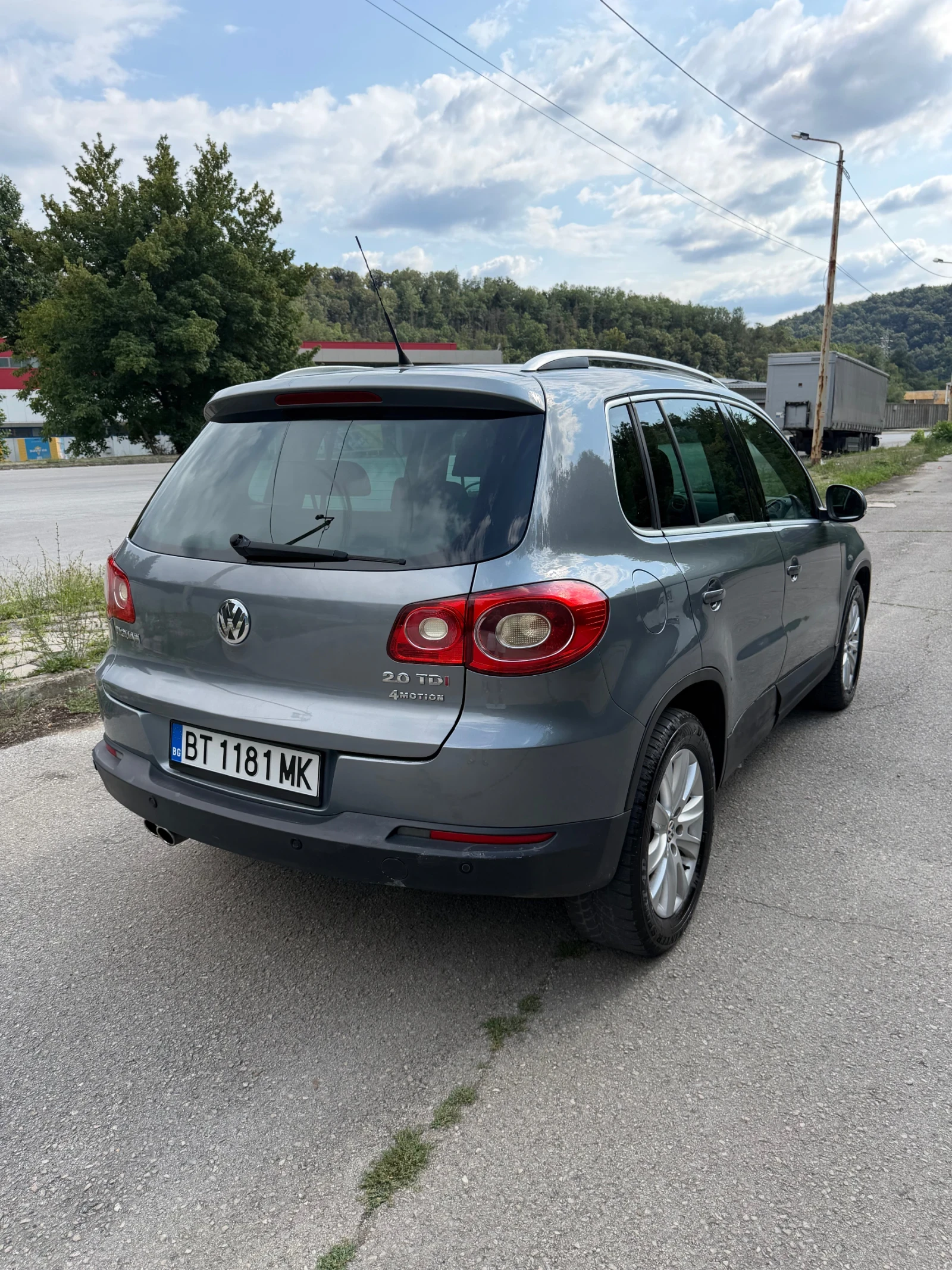 VW Tiguan 2.0 170 4motion, снимка 4 - Автомобили и джипове - 55411976