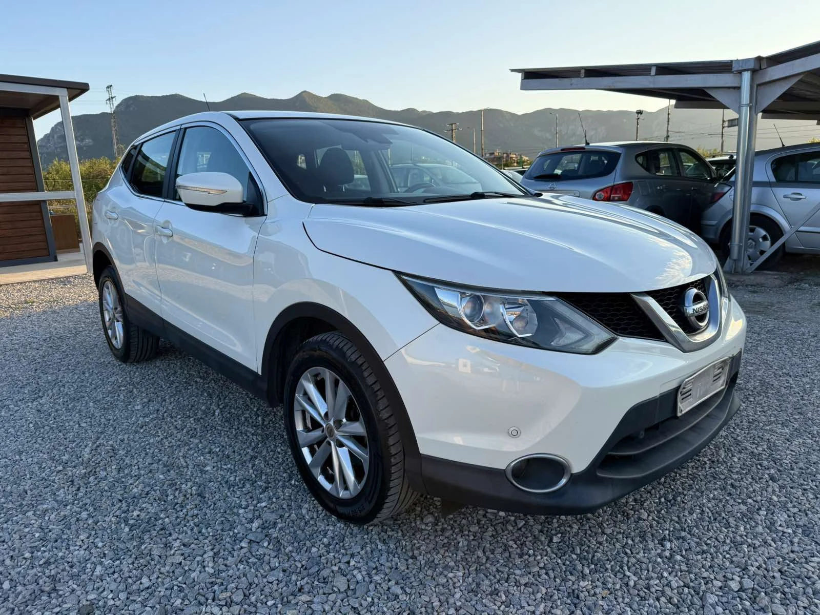 Nissan Qashqai 1.6DCI AVTOMAT Italia, снимка 3 - Автомобили и джипове - 55464125