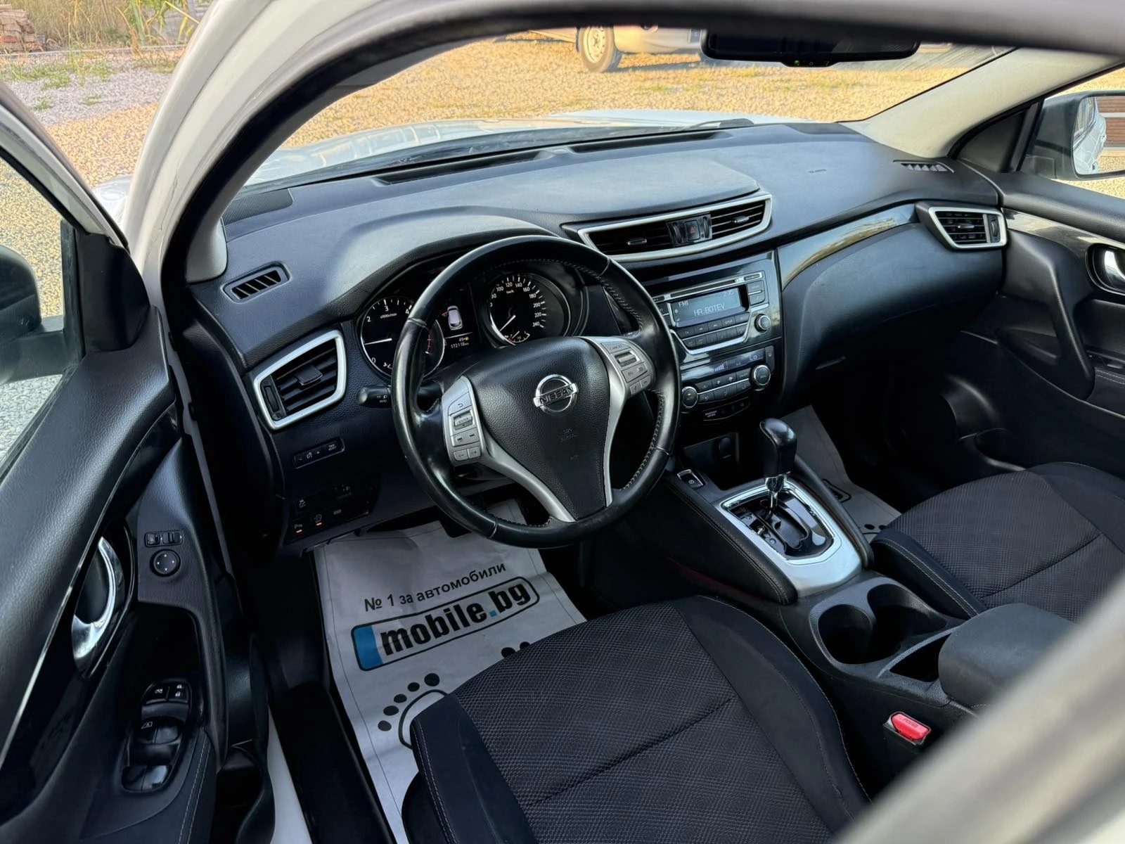 Nissan Qashqai 1.6DCI AVTOMAT Italia, снимка 11 - Автомобили и джипове - 55464125