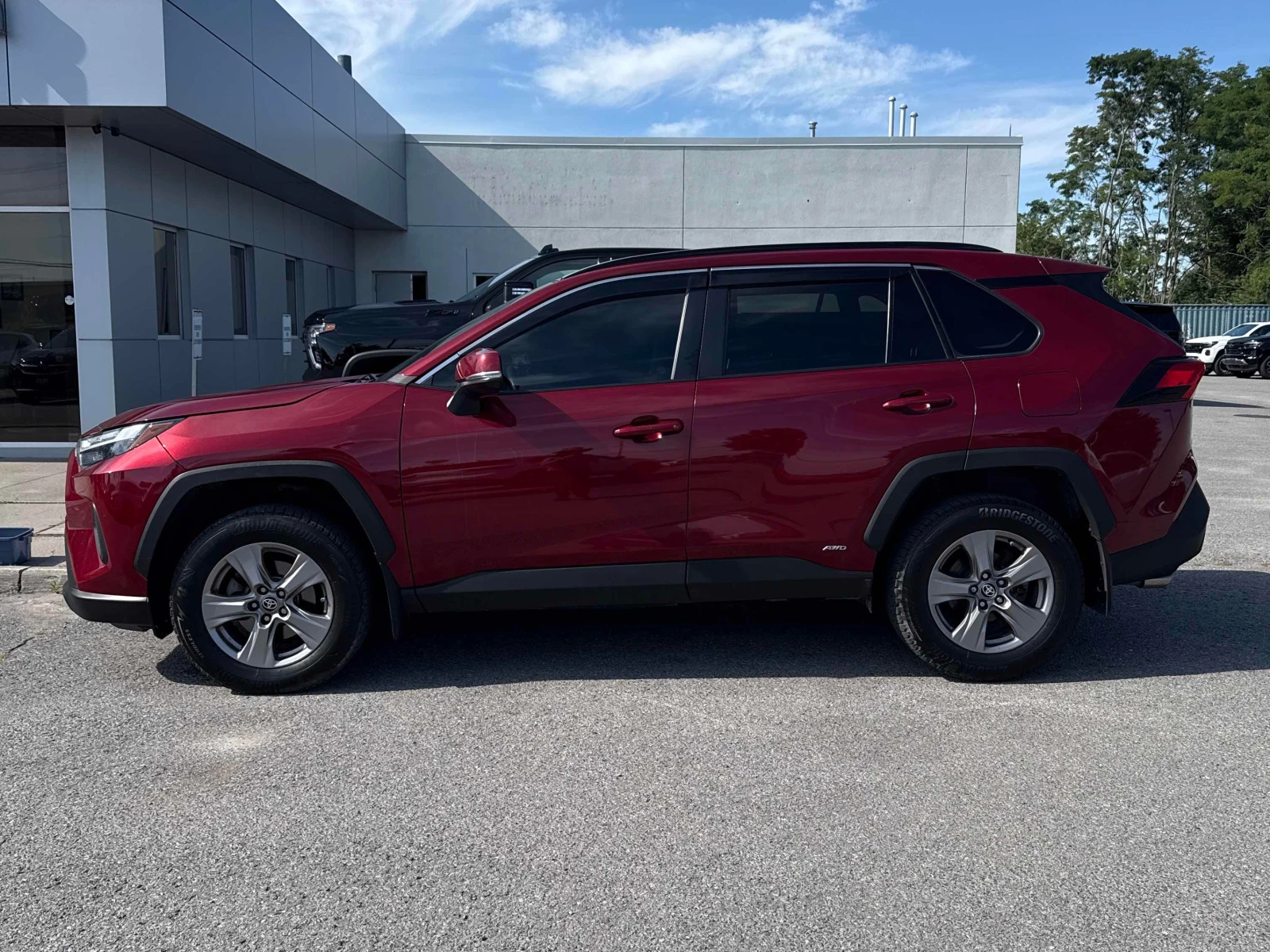 Toyota Rav4 Hybrid XLE AWD | CARFAX | АВТОФИНАНСИРАНЕ, снимка 3 - Автомобили и джипове - 55849003