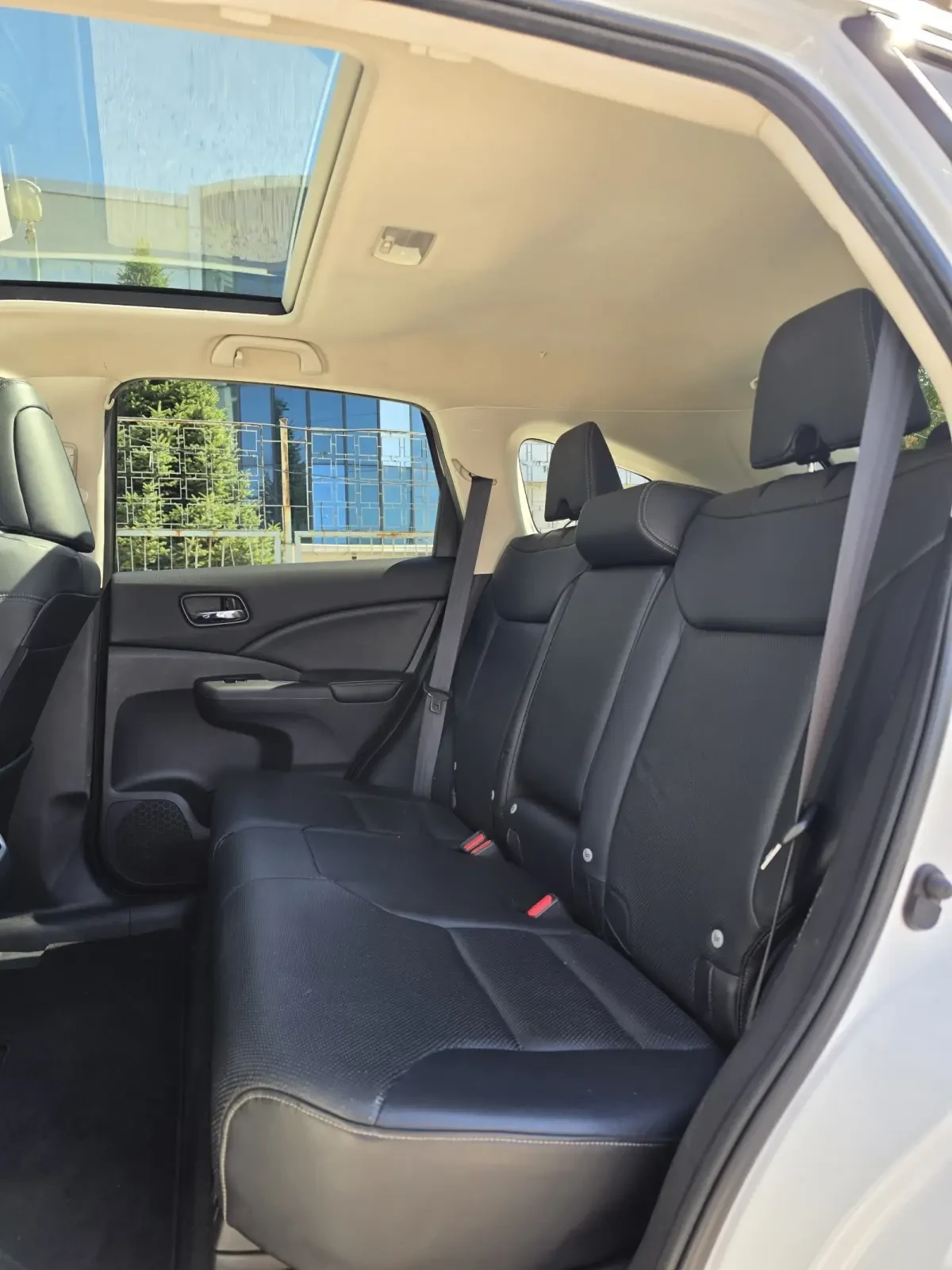 Honda Cr-v 2.0i 4x4 Пълна история в ХОНДА, TUV 2028г. ЕВРО 6, снимка 13 - Автомобили и джипове - 55998386
